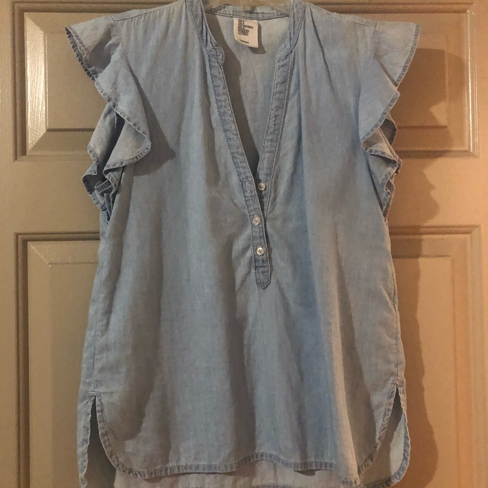 Light weight denim top